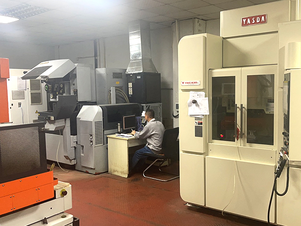 富豪盛CNC自動機床