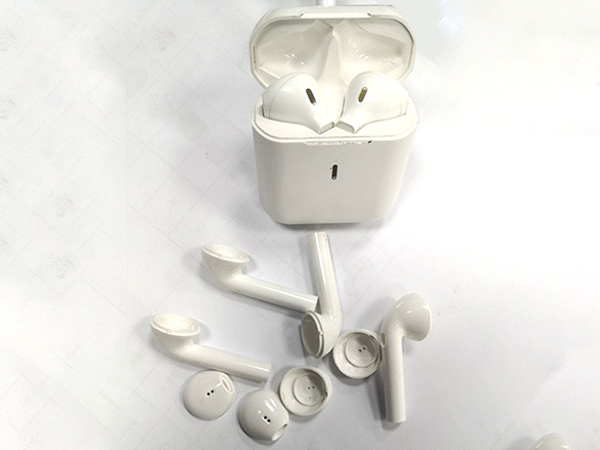 藍(lán)牙耳機(jī)外殼注塑 藍(lán)牙耳機(jī)外殼注塑